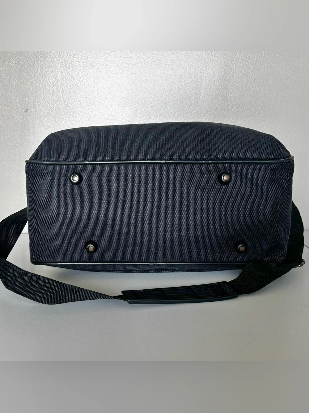Vintage Jaguar Navy Blue Overnight Travel Shoulder Bag/Weekender/Carry-on